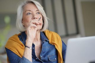 Jak napsat životopis, aby si vás zaměstnavatelé všimli? Žena nad 50 má malou šanci - Seznam Zprávy