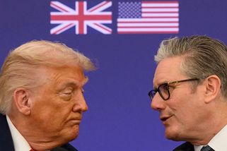 Trump: Vojáci NATO se v Afghánistánu vyhýbali frontě. Podle Starmera zlehčuje oběti - Novinky