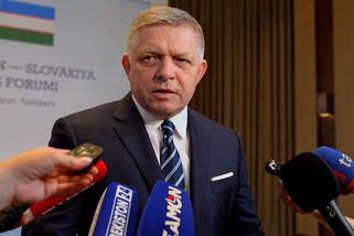 Fico zpochybnil členství v NATO: Slovensku by slušela neutralita - Novinky