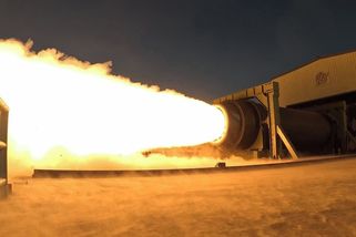 KLDR provedla test motoru pro raketu schopnou zasáhnout území Spojených států - Novinky