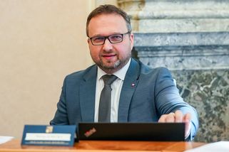 Co neudělal Jurečka s Fialou, prý udělá s Babišem, SPD a Motoristy - fintag.cz