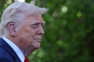 Trump: Putin chce zastavit válku, ale možná mě trochu tahá za nos - Novinky