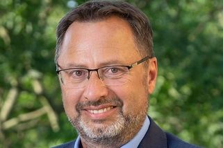 denikvektor.cz/energetika/poslanec-kucera-kvuli-posileni-siti-se-klidne-zadluzme-eu-klepne-cinu-pres-prsty-novym-zakonem-iaa-3682.html