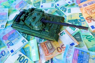 Česko snižuje výdaje na obranu – kdy přijde Trumpův hněv?