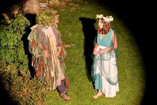 Ve vesnici se 150 obyvateli hrají Rusalku. Ochotníci zapojili děti i jezevčíky - Novinky