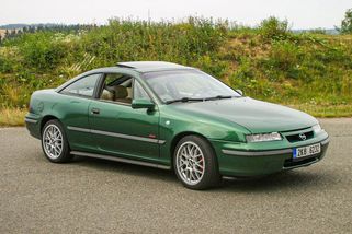 Opel Calibra je sportovní sen, který si můžete lacino splnit. Pokud vůbec nějaký seženete - Garáž.cz