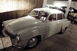 Wartburg 900 a jeho deriváty: Nový vítr do plachet znamenal původní technologii pod moderním šatem - Autobible.cz - Předjedeme vaše představy!