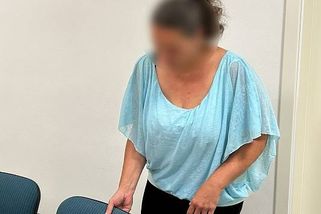 Matka z Plzeňska podle obžaloby kopala do dcer a bila je pěstmi