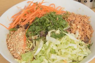 To nejlepší nakonec! Bun bo nam bo. Na nejslavnější vietnamské jídlo prozradíme i recept | SAPA – Malá Hanoj