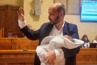 Většina končících senátorů chce obhájit mandát. Hlásí se hejtmani Půta a Grolich