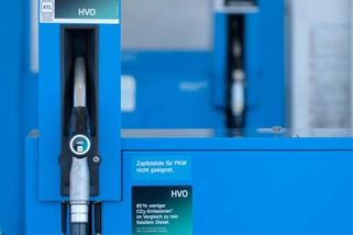 Chamtivost pumpařů v praxi. Kvůli Íránu zdražili také naftu HVO100, ta se ale z ropy vůbec nevyrábí - Autobible.cz - Předjedeme vaše představy!