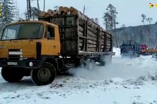 Naložená Tatra zvládne všechno: led, sníh, bahno i jiné překážky | Tatra 100x jinak!!!