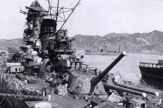 IJN Yamato byla nejmocnější loď své doby. Proti americké přesile neměla šanci a 3000 lidí zemřelo - Médium.cz