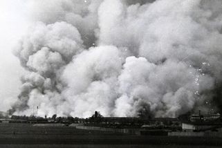 „Západní spojenci nám na konci války vybombardovali továrny, aby nás ožebračili“ - Paměť národa - Články na Seznamu