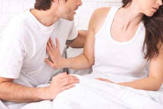 ŽENA-IN - Partner naléhá každou noc. Když odmítnu, urazí se, svěřují se ženy