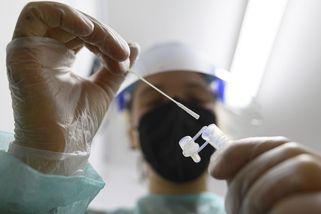 Cizineckou policii očkování cizinců nezajímá - Novinky