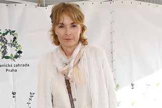 Bára Munzarová roky pečovala o staré rodiče, teď se dala konečně dohromady