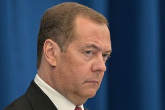 Démonický banderovský sabat v Česku. Dejte Sudety Němcům, obul se Medvěděv do Lipavského - Novinky