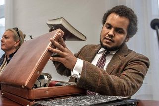 Státní zástupkyně obžalovala Feriho z dalšího znásilnění