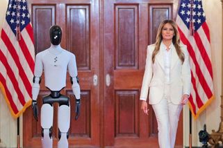 Budoucnost vzdělávání přišla s Melanií. Představila robota, který chce učit děti