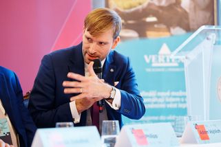 Vláda schválila členy správní rady VZP. Zde je jejich kompletní seznam