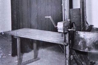 Miloval králíky, lidi popravoval. Alois Weiss dostal za každou hlavu 300 Kčs a po válce žádal penzi - Médium.cz