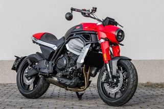 Jawa chystá do prodeje zbrusu novou motorku! Velký dvouválec bude mít český design i české díly, cena bude zajímavá - Garáž.cz