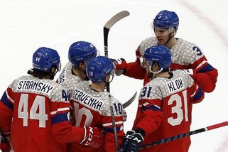Před Švýcarskem ukončili trénink již po 30 minutách. Chystá Pešán změny? - Sport.cz