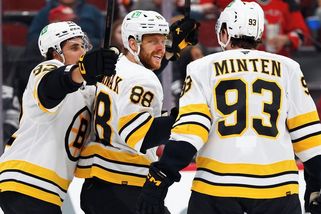 NHL | Pastrňák hvězdou zápasu, trefil se i Zacha. Boston ale nakonec padl - Sport.cz