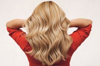 Borhyové pád od noblesy k erotické lacinosti, stačila jedna fotka - Médium.cz