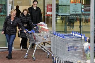 Řetězce dostaly milionové pokuty za nekalé praktiky - Novinky