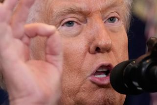 Trump hrozí spojencům: Pomozte s Hormuzským průlivem, jinak NATO čeká „velmi špatná budoucnost“