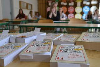 O trochu větší šance dostat se ve středních Čechách na maturitní obor. Ubylo deváťáků