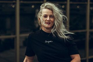 Ještě se mi nestalo, aby na mém čtení někdo nebrečel, říká básnířka Svojost - Novinky