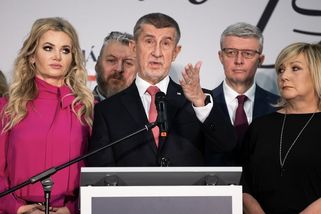 Lidé chtějí mír, obhajuje Havlíček Babišův válečný billboard - Seznam Zprávy