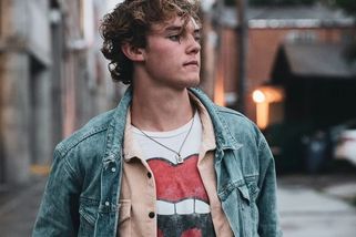 „Slíbili mi 5 000 Kč denně za 4 hodiny práce.“ Pracující student Matěj popsal, jak dal výpověď a přišel úplně o vše