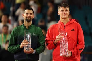 České tenisové úspěchy v roce 2025: Menšík v Miami šokoval finálovým triumfem nad Djokovičem
