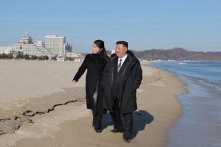 Svět nám závidí, prohlásil Kim a vyrazil s dcerou na obhlídku luxusního resortu - Novinky