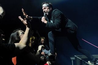 Pěšáci rokenrolu Tata Bojs došli s jedenáctým albem ke koncertnímu štěstí - Novinky