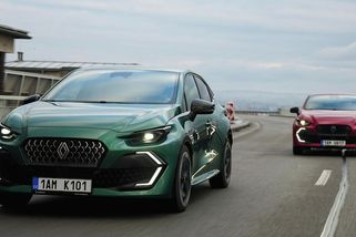 Renault Clio konečně v ČR! Má větší kufr a nižší spotřebu než Fabia a ještě ušetříte - Garáž.cz