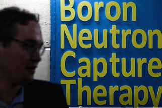 Rusko obvinilo Česko, že mu odmítá dodávat bor pro léčbu rakoviny - Novinky