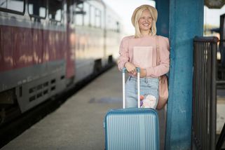 Dovolená 2025. Na cestu letadlem zapomeňte, trendem je ekologické cestování - EnergoZrouti.cz