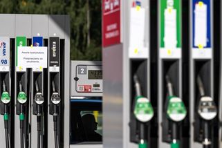 Lukáš Kovanda: Benzín v Česku může zdražit až k 50 korunám za litr