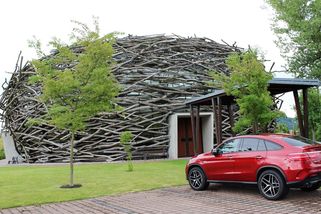 Od Čapího hnízda k Dozimetru. Jak v tichosti přehlížíme kauzy, které nás stojí miliardy - Médium.cz