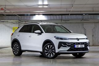 Nejdůležitější Volkswagen letošního roku: Nový T-Roc je cool a praktický a nebude vás ničím štvát - Garáž.cz