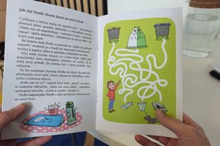 Brněnští popeláři sepsali pohádky. Budou je rozdávat dětem - Novinky