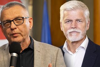 Exministr Lubomír Zaorálek jako král papalášů