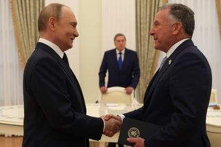 Putin přivítal Trumpova zmocněnce s úsměvem, Moskvě dochází čas - Seznam Zprávy