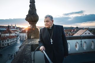 Zemřel kardinál Dominik Duka - Novinky