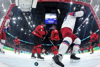 Čeští hokejisté na olympiádě končí. Kanadě podlehli v prodloužení - Novinky